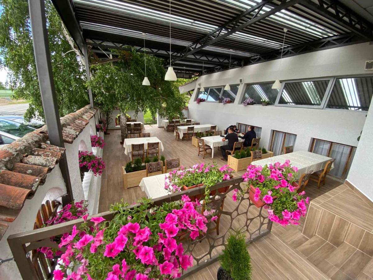 Zormaris-M Hotel Vranje Eksteriør billede