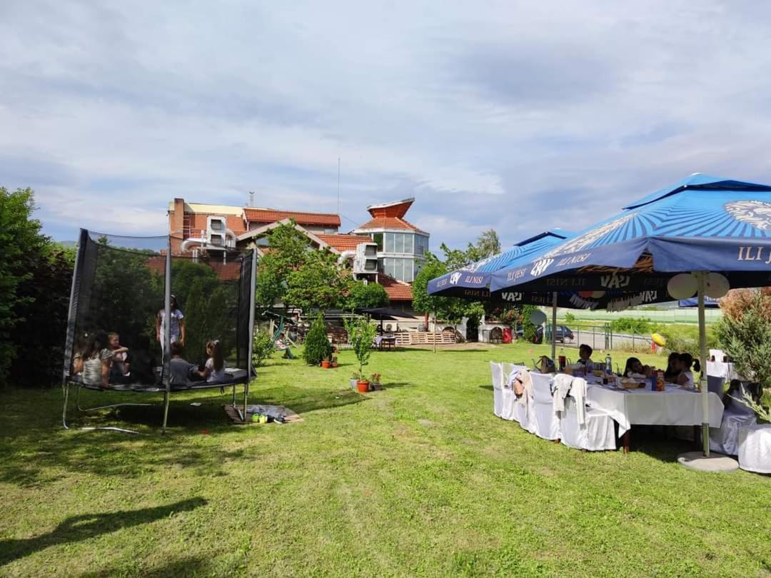 Zormaris-M Hotel Vranje Eksteriør billede