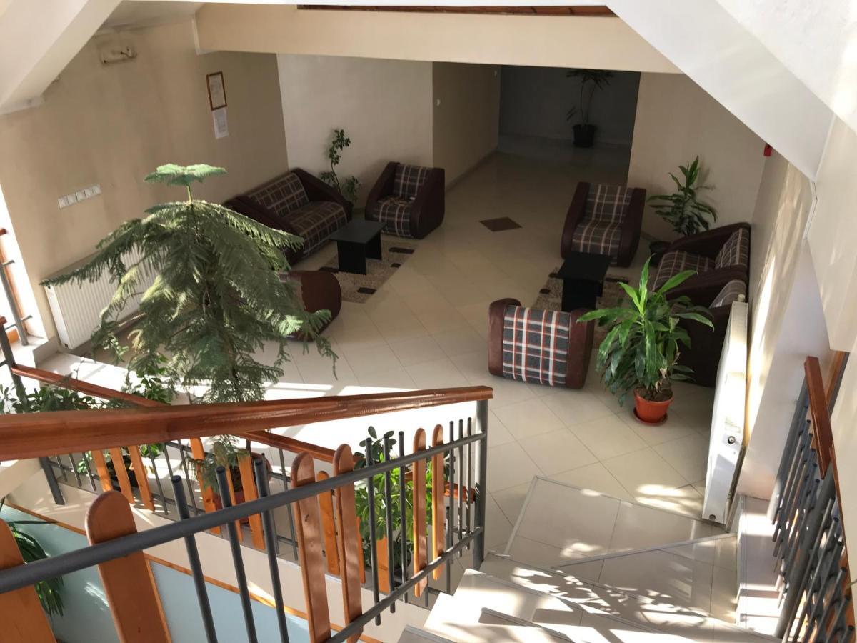 Zormaris-M Hotel Vranje Eksteriør billede