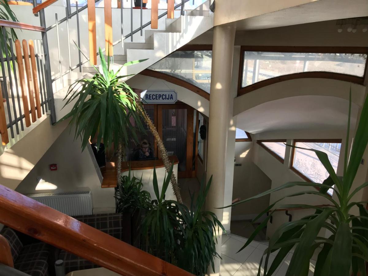 Zormaris-M Hotel Vranje Eksteriør billede