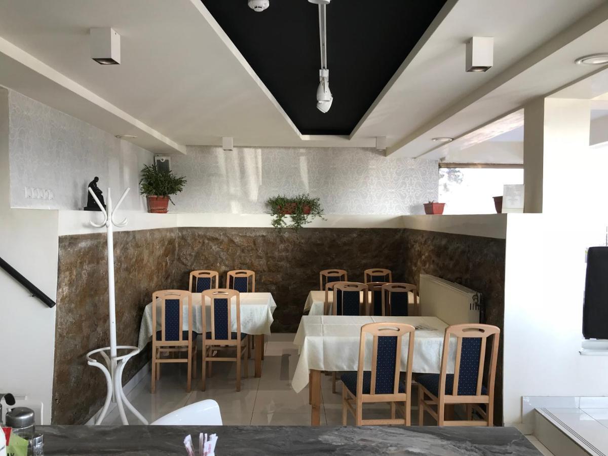 Zormaris-M Hotel Vranje Eksteriør billede
